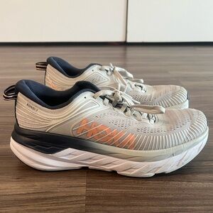 Hoka Bondi 7 sneakers